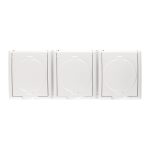 Розетка Simon 15 Aqua накладная белая со шторками с крышкой (1594447-030)